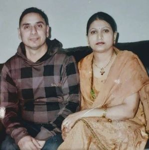 Meet your Posher, Harjit